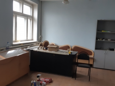 Cдаю автосалон 750 кв.м., оборудованный автосервис 400 кв.м., площадку по ул. Остужева г.