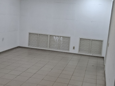 Аренда магазина 84,9 кв.м. по ул. Кольцовская г. Воронежа