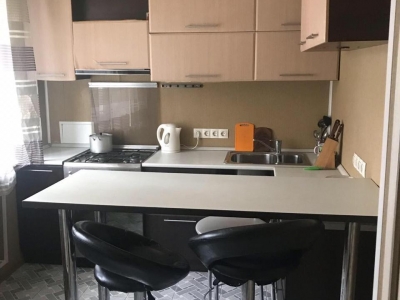 Продам 4 ком. квартиру 98 кв.м. по ул. Красноармейская,17 Воронеж