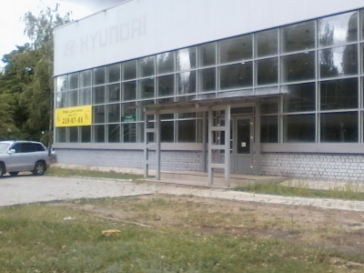 Здание 472 кв.м (автосалон). по ул. Пешестрелецкая г. Воронежа