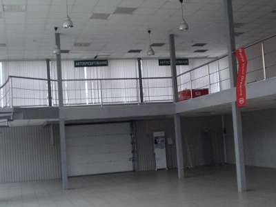 Здание 472 кв.м (автосалон). по ул. Пешестрелецкая г. Воронежа